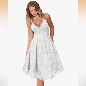 Chic White Floral Midi Dress